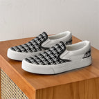 Black white / 35