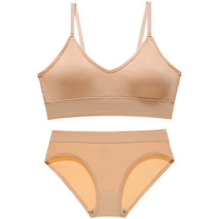 Underwear Women's Big Chest Showing Small Thin French Style Triangle Cup Bra Set No Steel Ring Beautiful Back Base Camisole
