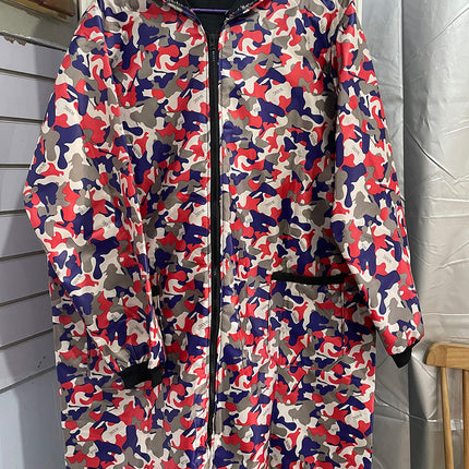 Hooded Camouflage Long Workwear for Adults, Oil-Proof and Waterproof Blue Coat, Unisex Work Uniform with Printed Text, Loose Fit