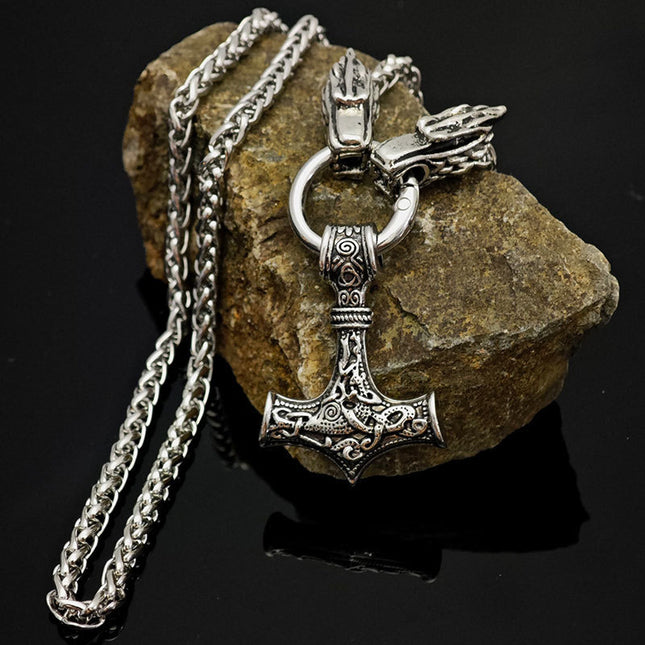Cross-border explosions faucet necklace amulet Nordic Viking Rune hammer pendant guardian totem wholesale generation
