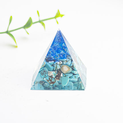 Foreign Trade Amazon Natural Crystal Gravel Glue 3cm Pyramid Home Office Desk Decoration Ornaments Raw Ore