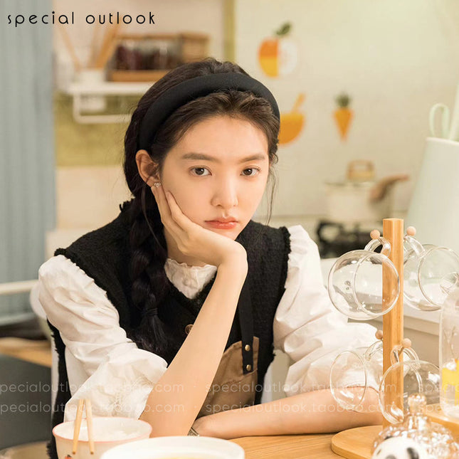 Wide-brimmed white headband 2025 new women's summer high-end hair bundle high skull top face small hair clip headdress