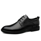 Black glossy shoes / 37