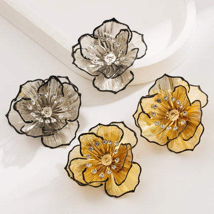European and American New Hollow Multi-layer Flower Diamond Earrings Alloy Camellia Sweet Light Luxury High-end Sense Silver Pin Earrings