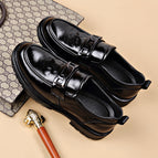 2322 black shoes / 38