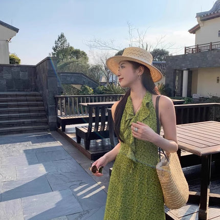 Green French V-Neck Sleeveless Halterneck Floral Dress Women's Summer 2025 New Seaside Vacation Long Dress