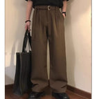 Brown / M