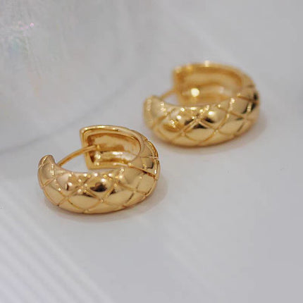 The Story of Rose with Copper Plated 18K Real Gold Earrings Diamond Plaid Gold Ring Earrings Light Luxury High-end Sense