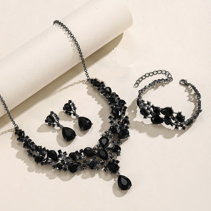 Jewelry Popular Exaggerated Bridal Necklace Bracelet Earrings Three-Piece High-End Crystal Banquet Jewelry Set