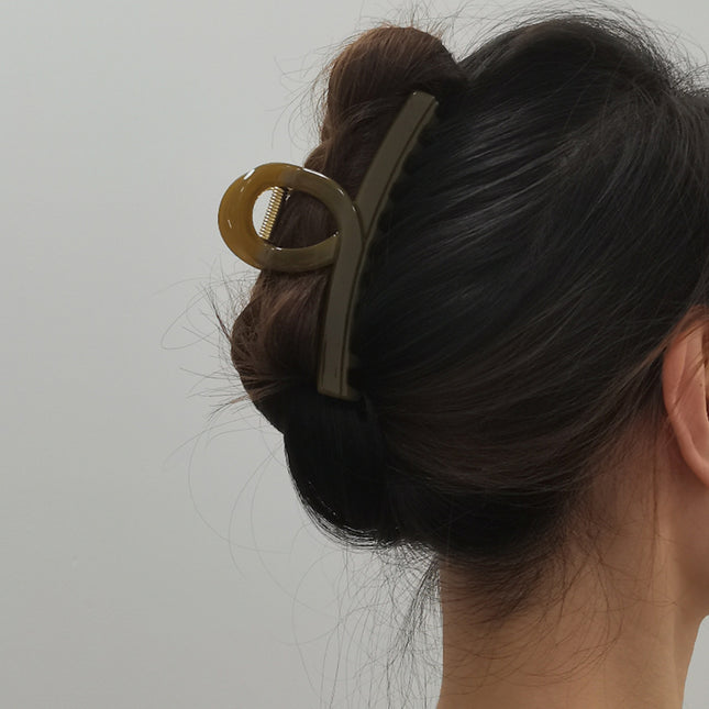 Hold on, hold on tight! The amount of hair can also be more! Color praise quality control good shark catch French catch clip spring and summer Women