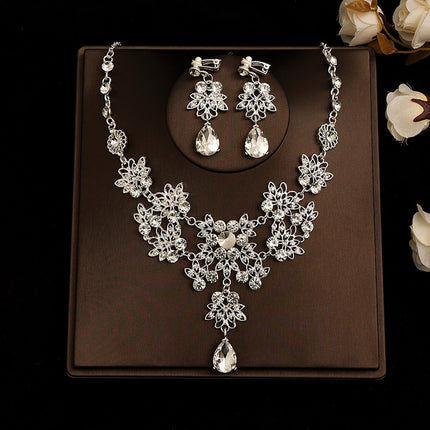 Korean Bride Necklace Earrings Two-piece Decorations Wedding Yarn Wedding Jewelry Wedding Accessories Dance Studio