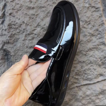 Doug Shoes Men's Breathable Casual Leather Shoes Gright Autumn New Leather Lazy Slip-on Loafers Men's Trendy