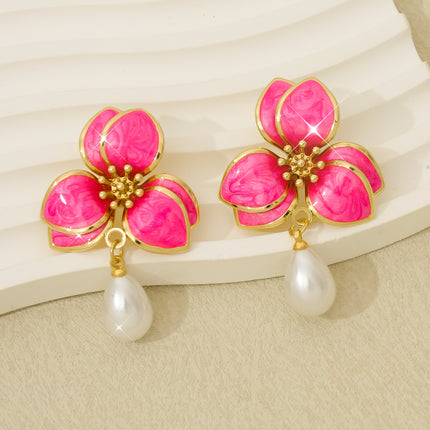 Wholesale Pair of Retro Elegant National Style Flower Pearl Earrings Suitable for Women's Daily Wear