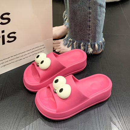 Thick-soled slippers for women's outdoor wear summer one-word latest black and white cat online famous beach shoes non-slip high heel sandals
