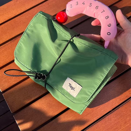 Tagi. Hadao Egg Roll Wash Travel Portable Cosmetics Bag Disassembly and Foldableing Multi-Functional Cosmetic Bag Large Capacity