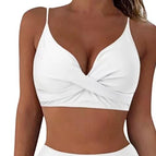 White is not suit. / S