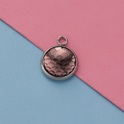 Cross border in stock 12MM mirror titanium steel resin round fish scale jewelry accessories DIY personality fashion geometric pendant