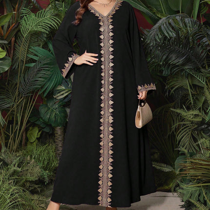 In-Stock Ethnic Style Women's Clothing Autumn Embroidered V-Neck Long-Sleeve Dress Loose Long Dress Exotic Style Clothing
