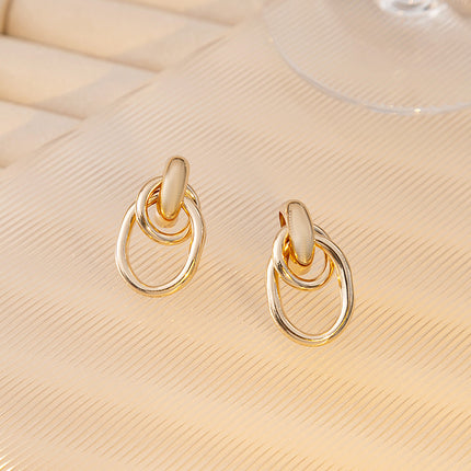 European and American Style Simple Elegant Metal Wind Ring Earrings Retro Exaggerated Irregular Electroplating High-grade Earrings for Women