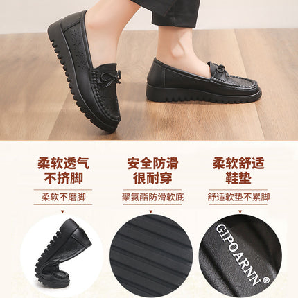 Mom's Shoes, Single Shoes for Middle-Aged and Elderly, Breathable Leather Shoes, 2026 Summer Perforated Shoes for Middle-Aged, Soft-Soled Comfortable Women's Non-Slip Sandals