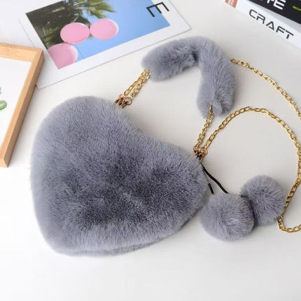 Autumn and Winter Portable Heart Plush Bag, Fashionable Chain Crossbody Plush Bag, Peach Heart Bag, Popular Fur Trendy Style for Women