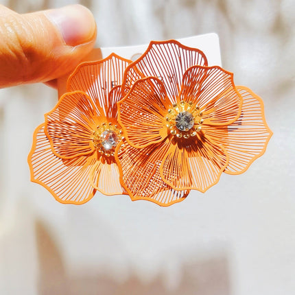 European and American Fashion Earrings, Simple and Personalized, Versatile Spray-Painted Double-Layer Triangle Flower Earrings, Women's High-End Earrings Wholesale