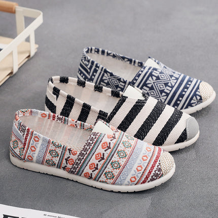 Spring and Summer New Women's Shoes Old Beijing Cloth Shoes Single-layer Shoes Middle-aged and Elderly Casual Internet Celebrated Canvas Shoes Non-slip Soft-soled Fisherman Shoes