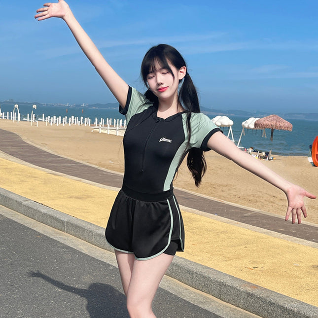 One-Piece Swimsuit for Women 2025 New High-End Student Swimming Pool Special Covering the Flesh and Slimming Look Square-Angle Hot Spring Bathing