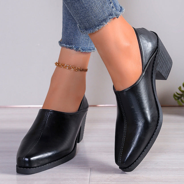 Women's shoes 2025 summer new fashion pointed thick heel two wear feet comfortable small leather shoes women's in stock wholesale