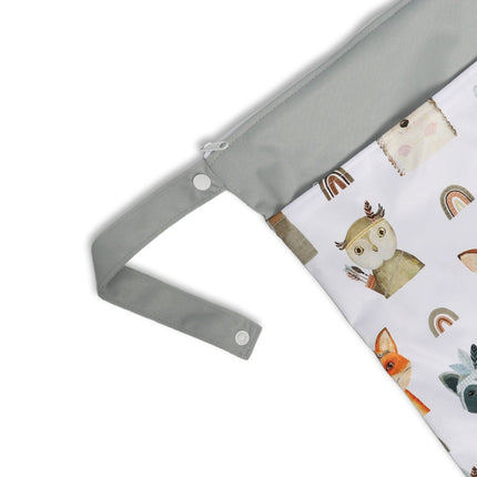 Ins Baby Room Decoration Sleeping Bear Storage Hanging Bag Baby Diaper Bag Wetbag Dry and Wet Separation 30*40
