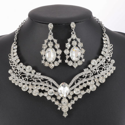 European and American Export Jewelry Bridal Jewelry Accessories Necklace Earrings Set Live Performance Crystal V-Shaped Clavicle Chain for Women