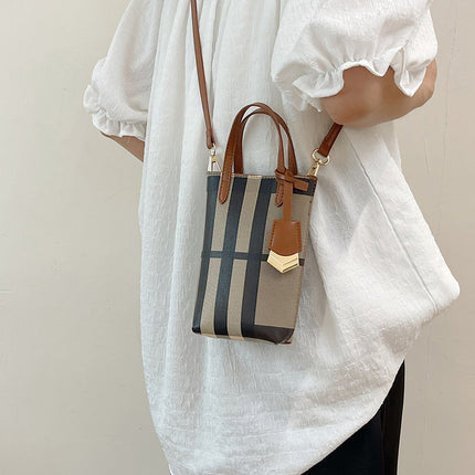 Mini Niche Handbag Women's 2024 New Fashion Plaid Small Bag Shoulder Bag Crossbody Bag Stylish Mobile Phone Bag