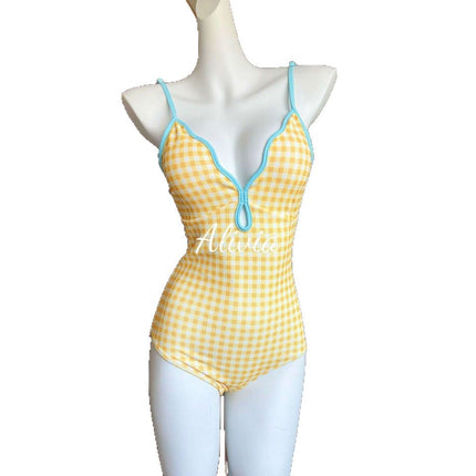 Source manufacturers girlish dopamine swimsuit wear island vacation hot spring pure desire wind one-piece skirt conservative