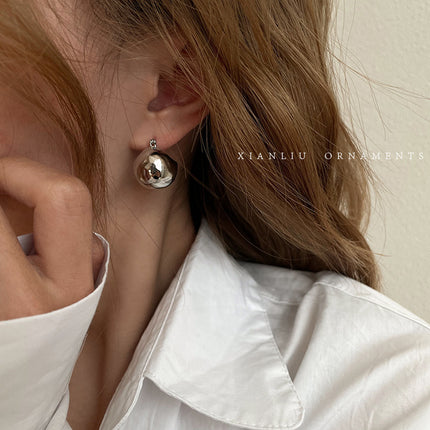 Geometric oval plain ring autumn and winter ear buckle women's fashion temperament high-end earrings cold wind commuting all-match ear jewelry