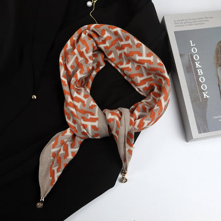 Spring and summer sunscreen magnetic buckle cotton and linen texture large square scarf women's 2024 new all-match autumn and winter neck scarf