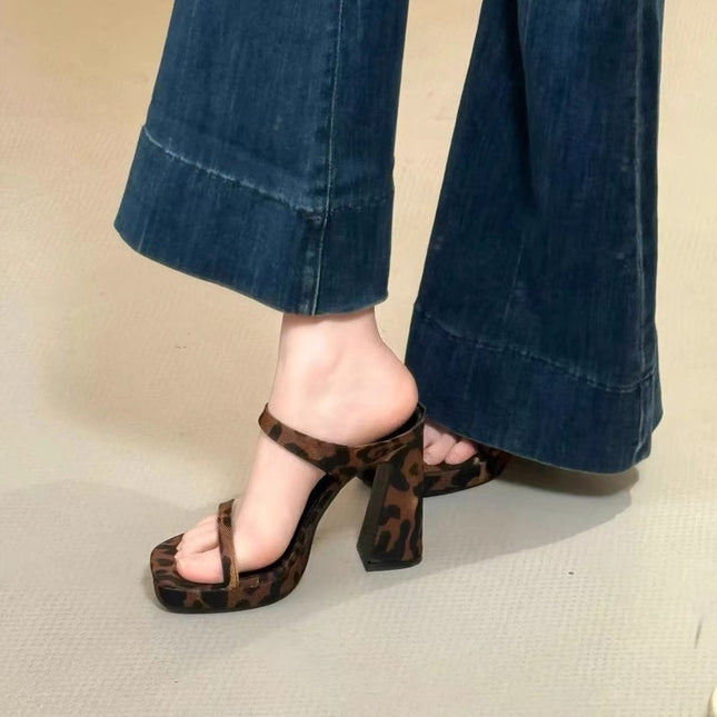 Ting leg fine day dish! Elegant square head with waterproof platform thick heel sandals women's summer Korean style high heel sandals