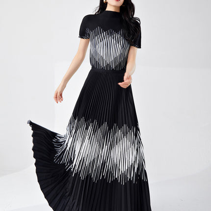 Cross-border Hot Sale Miyake Fashion suit High-end Women's Striped Slim-fit Slimming Short-sleeved T-shirt Pleated Skirt Two-piece Set