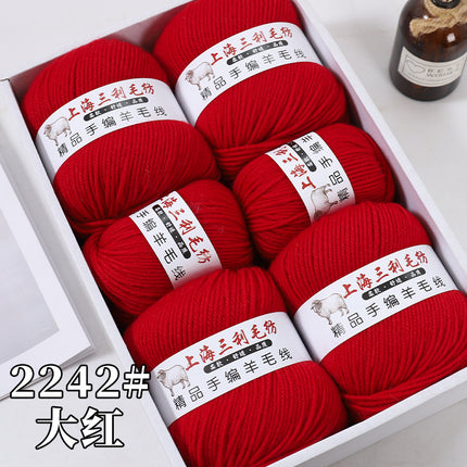 Shanghai Sanli 290 medium thick wool diy hand-knitted wool sweater cardigan scarf wool wholesale