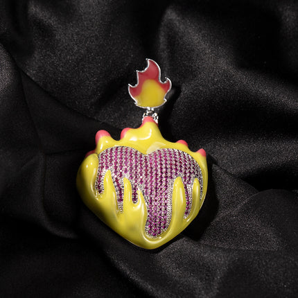 European and American Hip Hop Oil Dropping Love Sweater Necklace Oil Dropping Luminous Ice and Fire Heart-shaped Fashion Didi Bouncer Pendant Necklace