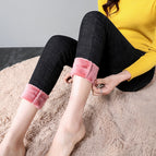 Black (Red Velvet) pants / 25