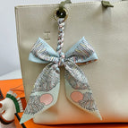 Dream Feather-light blue