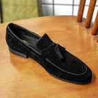 Black / 37