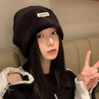 Furry iron label pile hat-black