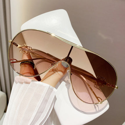 One-Piece Sunglasses European and American Large-Frame One-Piece Driving Sunglasses for Men, Sun Protection Sunglasses for Women, High-End Metal Retro Glasses