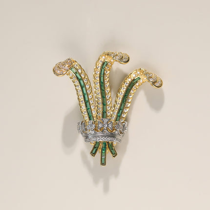 Western European-Style Vintage Jewelry, Duchess of Windsor Feather Iris Flower Full Diamond Crown Brooch
