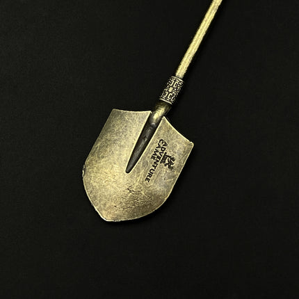 Tomb Raider Notes Series Peripheral Luoyang Shovel Manuscript Shovel Alloy Ornament Model Keychain Pendant Ornament Toy