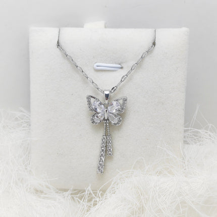[Titanium Steel] Tassel Butterfly Light Luxury Fashion Simple Hollow Exquisite Necklace Women's All-match Collarbone Chain Pendant