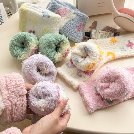 Autumn and Winter Coral Fleece Socks Women's Hair-free Flower Butterfly Floor Socks Thickened Warm Home Sleep Socks