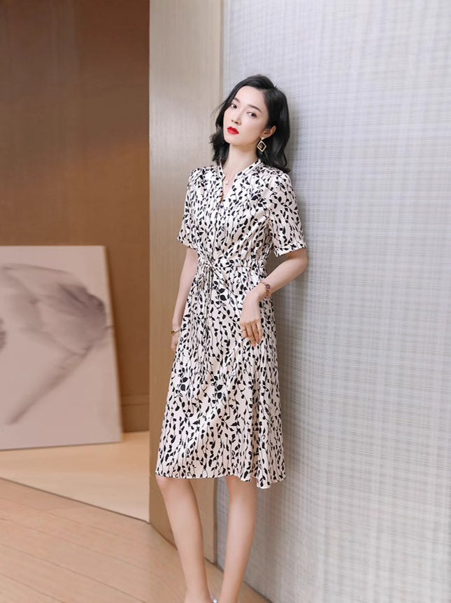 Summer New Style French Silk Dress Tea Break Dress Mid-Length V-Neck Slimming Mulberry Silk Dress