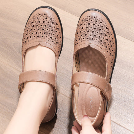 Mom's Shoes, Clogs, Single Shoes, Summer Comfortable Women's Shoes for Middle-Aged and Elderly, Soft-Soled Hollow Breathable Sandals, Non-Slip Leather Shoes